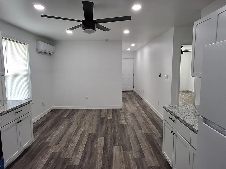 2123 Highland Rd — Photo 6