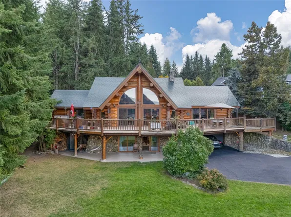 2462 Leisure Rd, Columbia Shuswap, BC V0E 1H1