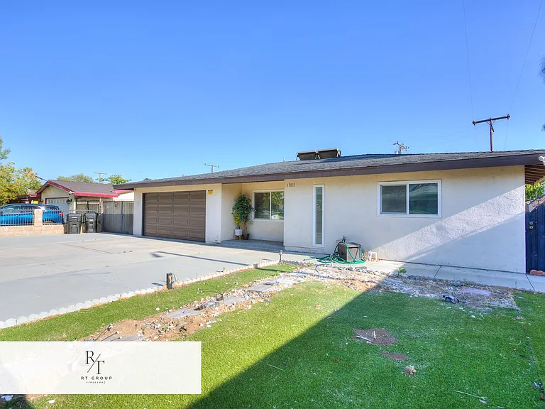 13011 Pinon St — Photo 42