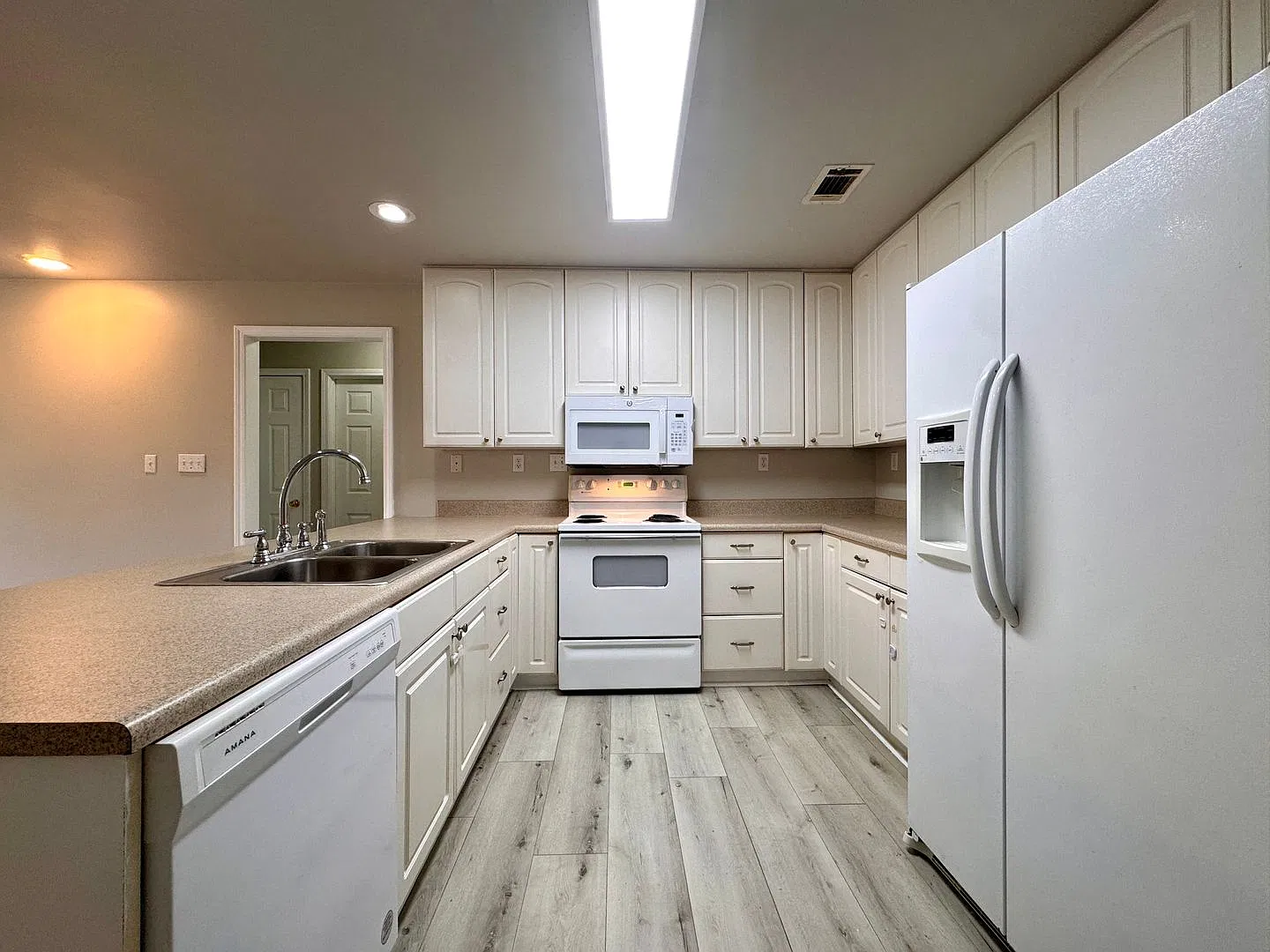 642 Scoggins Duplex — Photo 4