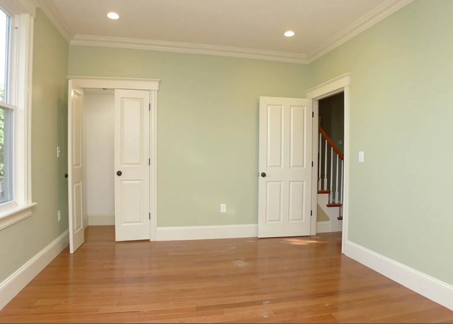 3 bed, 1200 sqft, $3,000 — Photo 4