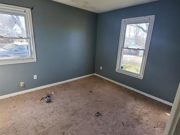5th image of 508 Melodye Ln