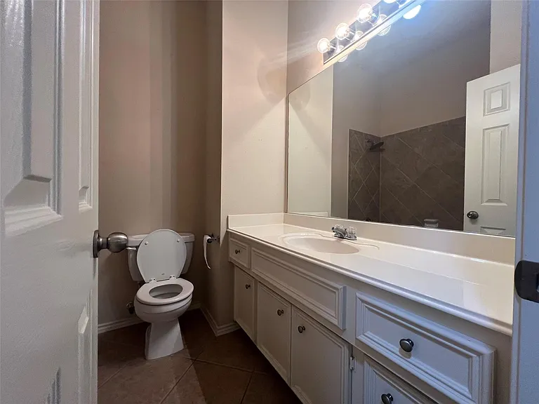 28106 Emma Gardens Ln — Photo 8
