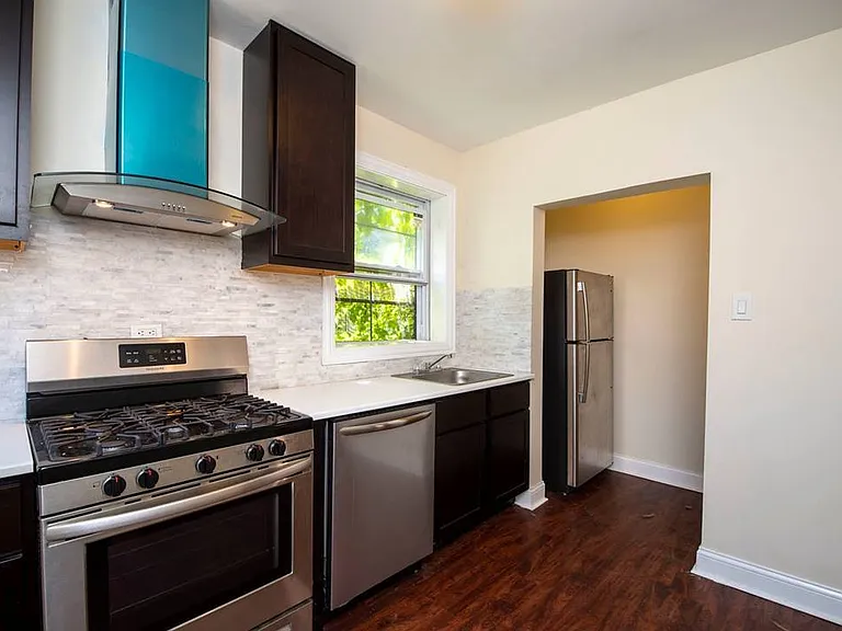 4825 N Sawyer Ave #2 — Photo 9