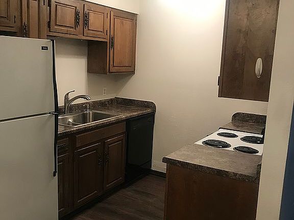 2nd image of 1500 E 10th Village East Condominium #E4