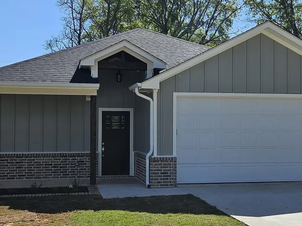 606 N Commerce, Overton, TX 75684