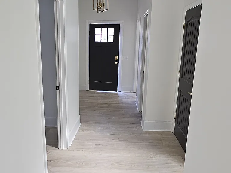 335 Ballfield Rd — Photo 2