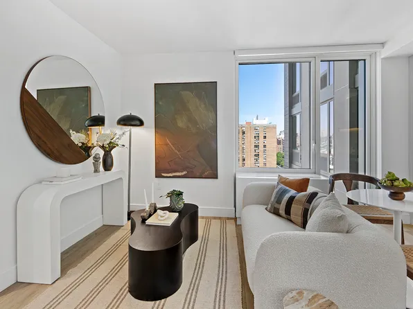 644 East 14th Street image 1 of 17