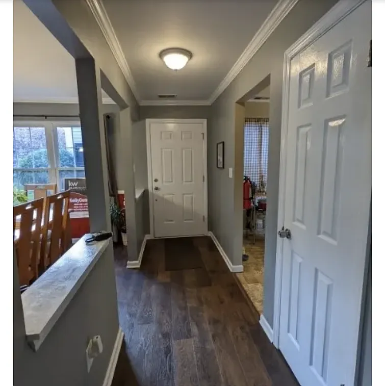 2 bed, 1320 sqft, $2,671 — Photo 2