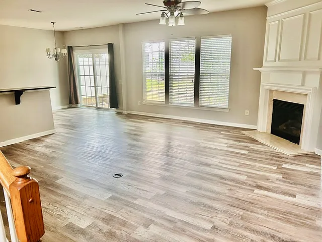9813 Carson Whitley Ave — Photo 12