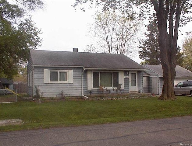 1st image of 21640 Oxford Ave