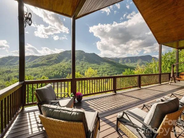 80 E Valley View Dr, Marion, NC 28752