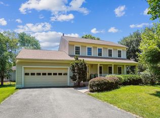3307 Flintwood Ct, Herndon, VA 20171