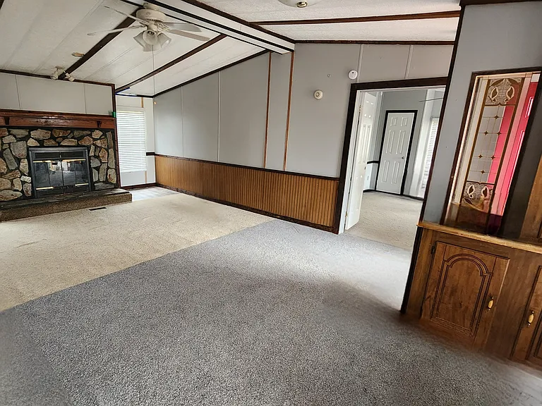 213 Witcher St — Photo 5