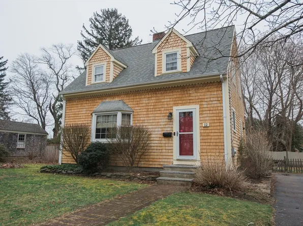 12 Shirley Ave, Kingston, MA 02364