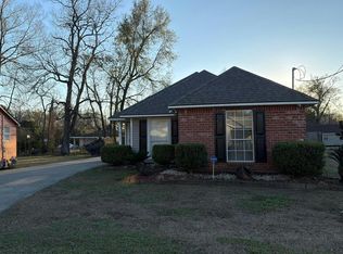 1517 N Willow Ave, Gonzales, LA 70737