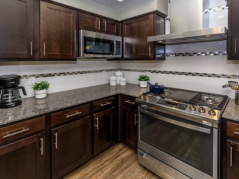 A3 761 1 Bed 1 Bath
