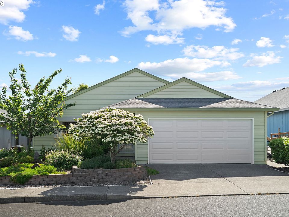 1st image of 2210 NE 156th Ave