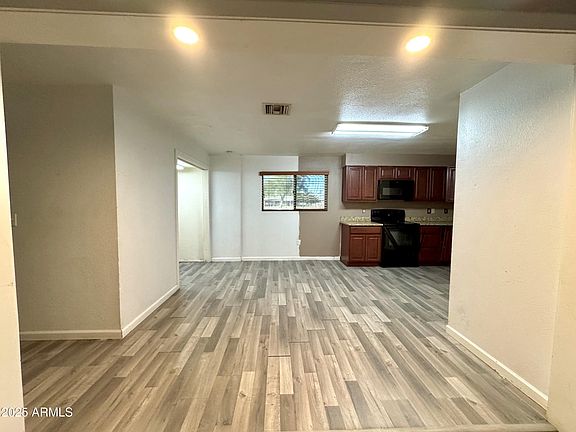 5th image of 10115 W SOUTHERN Avenue