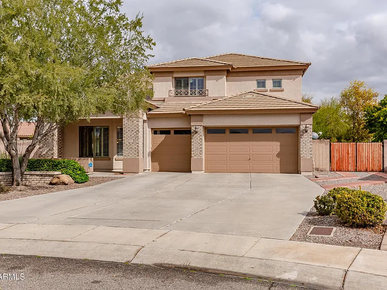 8408 W Midway Ave — Photo 30
