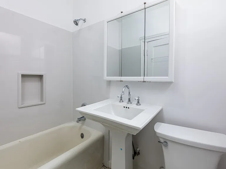 629 33rd Ave #3 — Photo 11