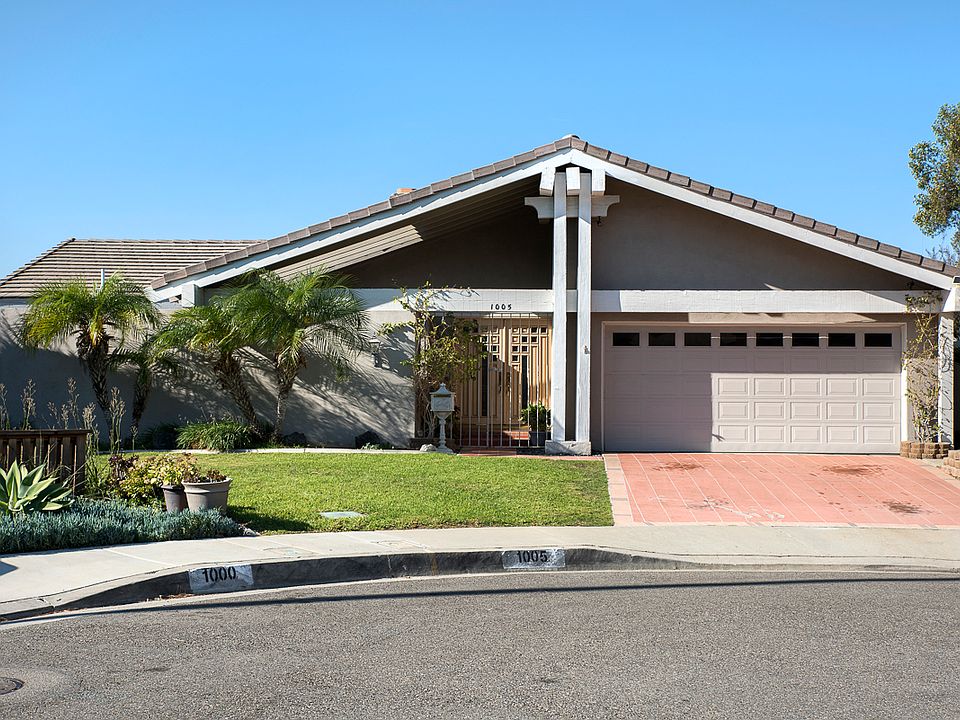 1st image of 1005 Twin Canyon Ln