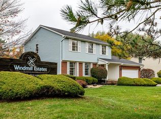 10 Dutchmill Dr, Buffalo, NY 14221