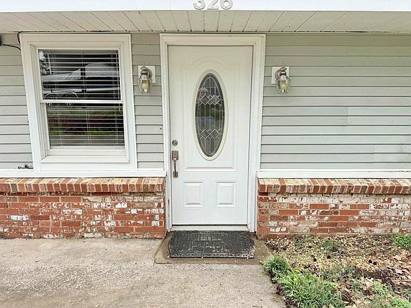 3rd image of 326 Aqua Vista Dr