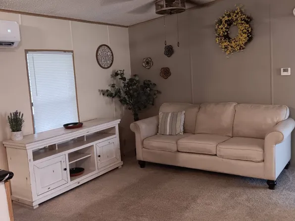 122 Magnolia Ln, Haines City, FL 33844