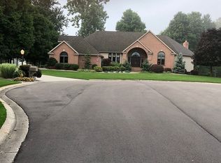 1494 Freedom Pkwy, Winona Lake, IN 46590