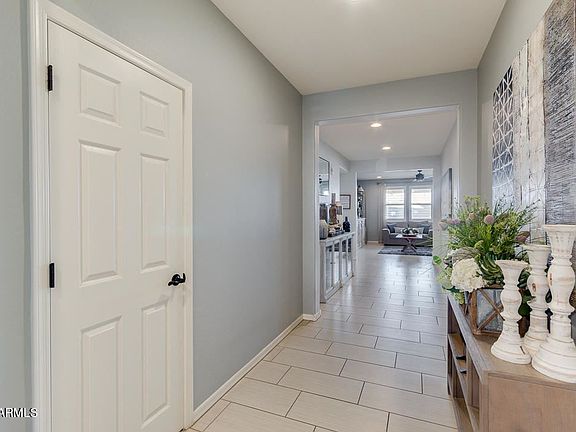 2nd image of 41581 N Calle Del Sol