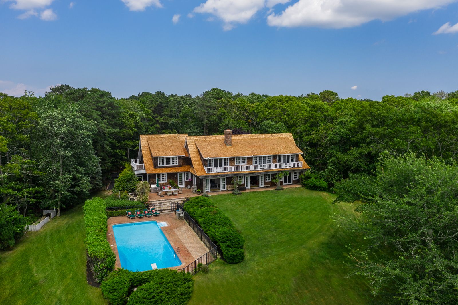 43 Head Of Lots Rd, East Quogue, NY 11942 Out East