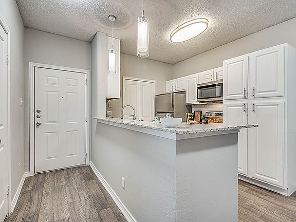 3rd image of 4809 N Oconnor Rd #12-3082