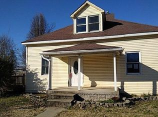 1102 McGraw St, Oran, MO 63771