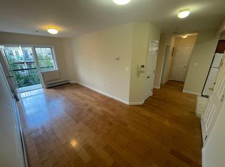 1423 Glover St #4F, Bronx, NY 10462