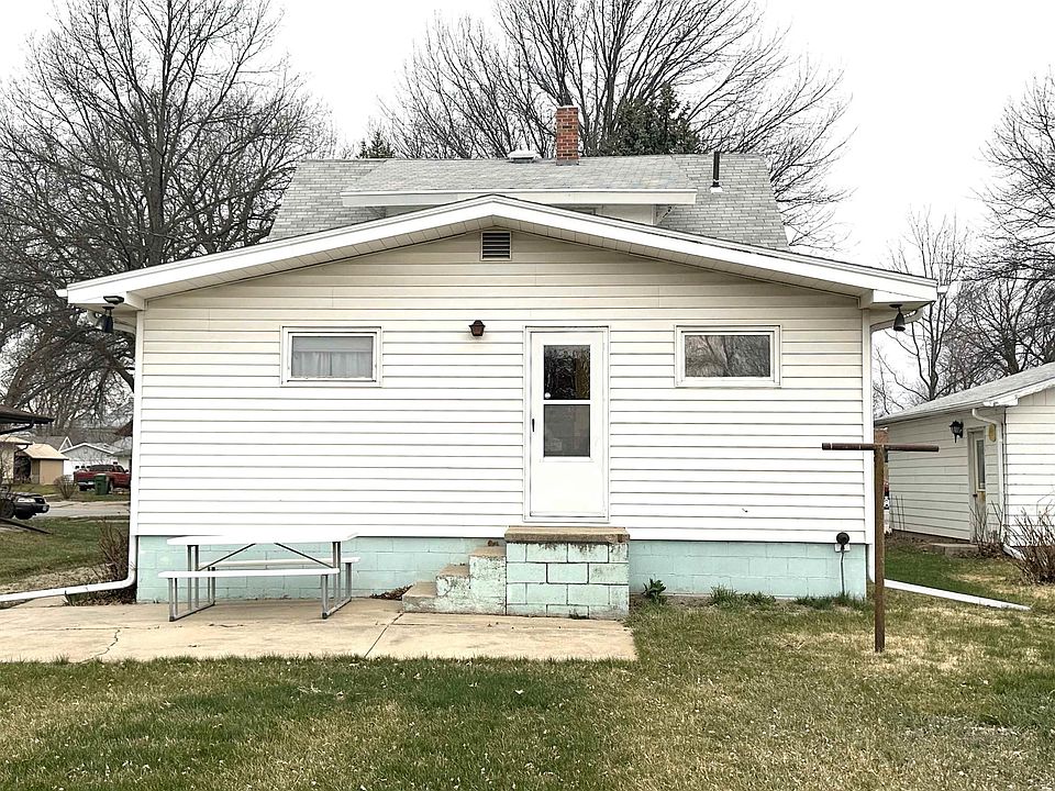 2nd image of 234 S Jefferson St
