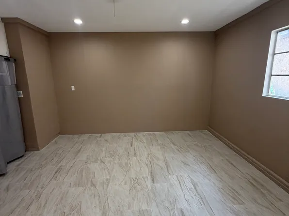 17205 Upland Ave, Fontana, CA 92335