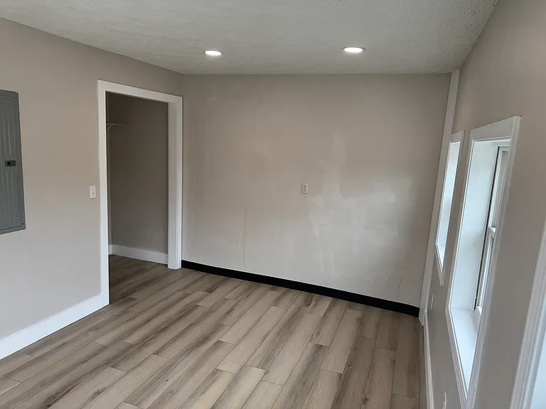 651 Musgrave Ct #5 — Photo 9