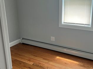 209 2nd Ave #1, Merrick, NY 11566