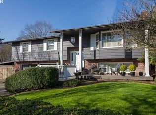 1375 Inglewood Ave, Eugene, OR 97401