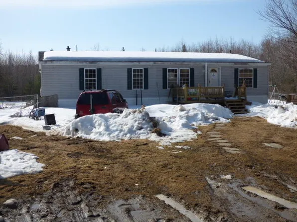 22 Cyr Lane, Carmel, ME 04419