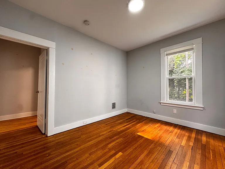 155 Foster St — Photo 12