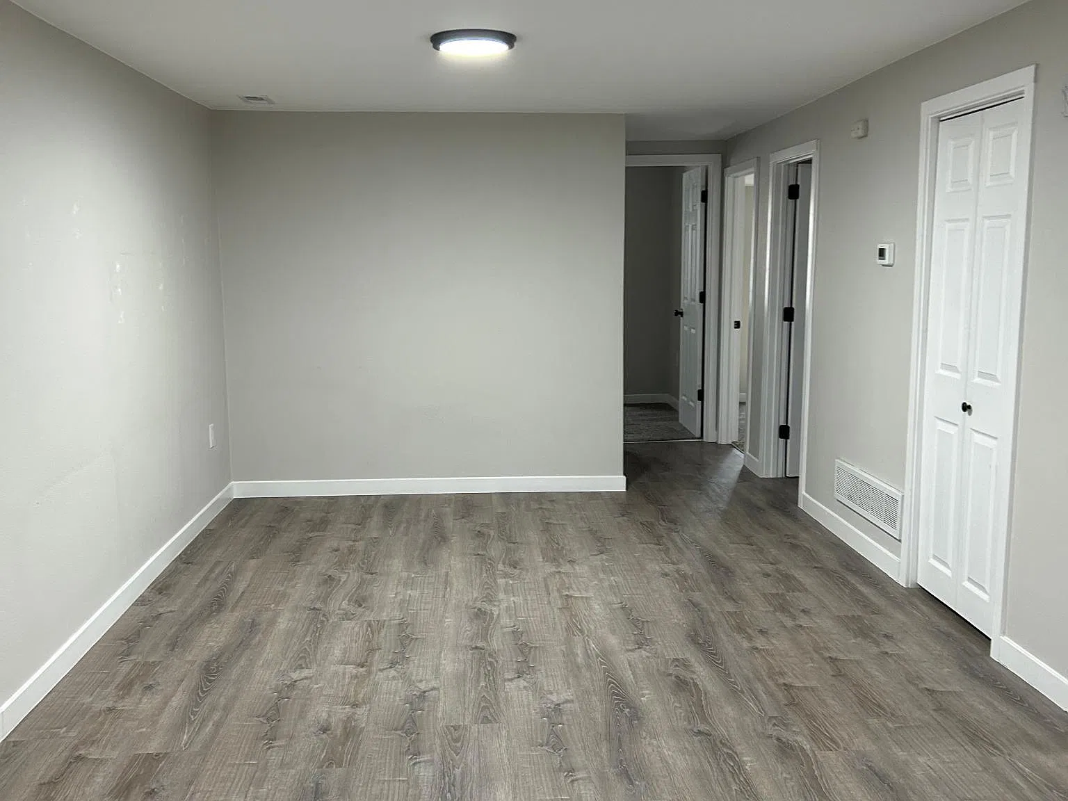 2 bed, 950 sqft, $1,950 — Photo 1