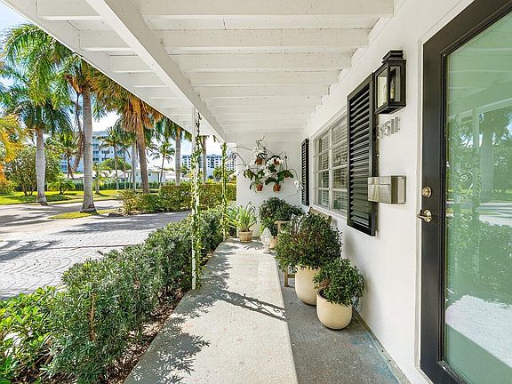 5th image of 3511 Washington Rd