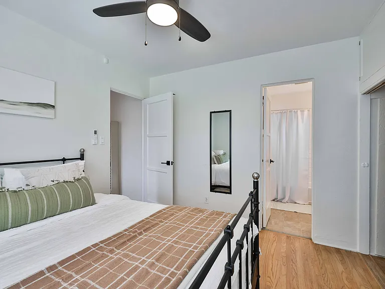 4788 W Mountain View Dr #B — Photo 23