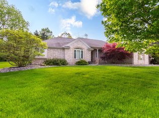 6500 Hickory Hollow Ct, Flint, MI