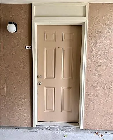 2100 Pasadena Ave — Photo 3