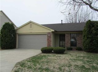 1848 N Queensbridge Dr, Indianapolis, IN 46219