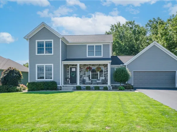 760 Radcliffe Pass, Columbiana, OH 44408