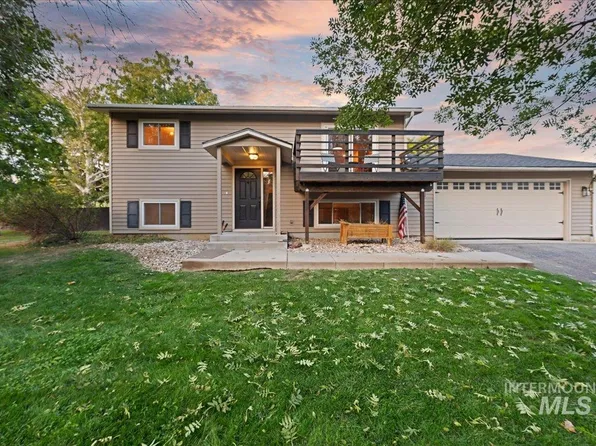 10028 W Cayuse Ln, Boise, ID 83714